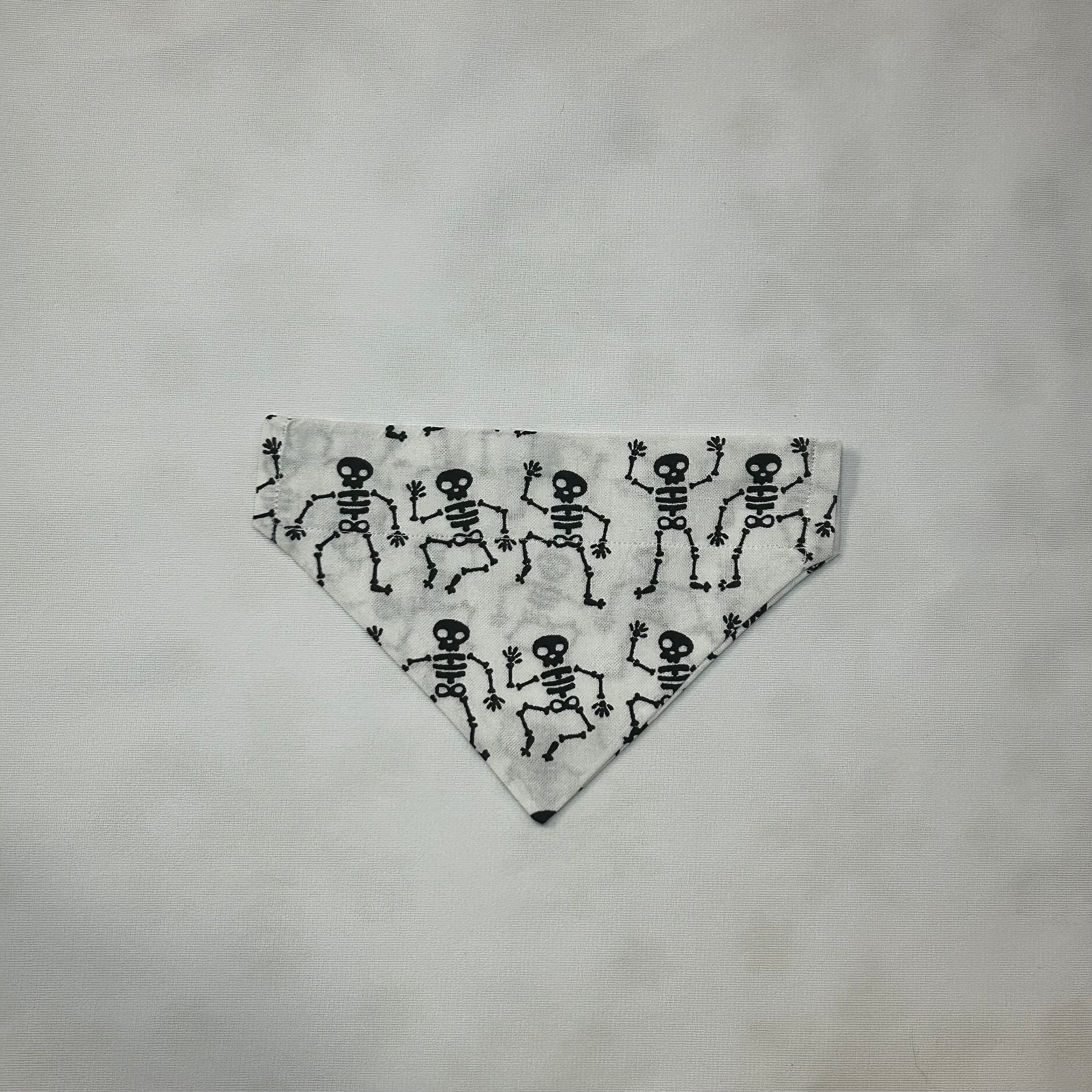 Black & White Skeletons